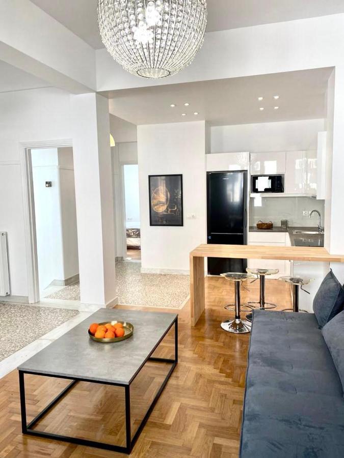 Modern 3Br Maisonette With Garden 10 Min From Acropolis เอเธนส์ ภายนอก รูปภาพ