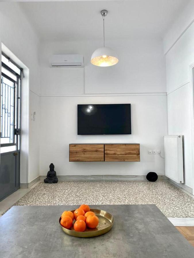 Modern 3Br Maisonette With Garden 10 Min From Acropolis เอเธนส์ ภายนอก รูปภาพ